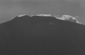 Emanuele Primavera: pubblicato il suo album “Around the Fiery Future”