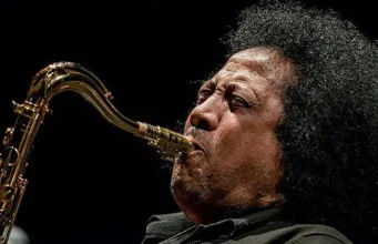 E anche James Senese non ce l’ha fatta. Muore a 80 anni il leggendario sassofonista napoletano.